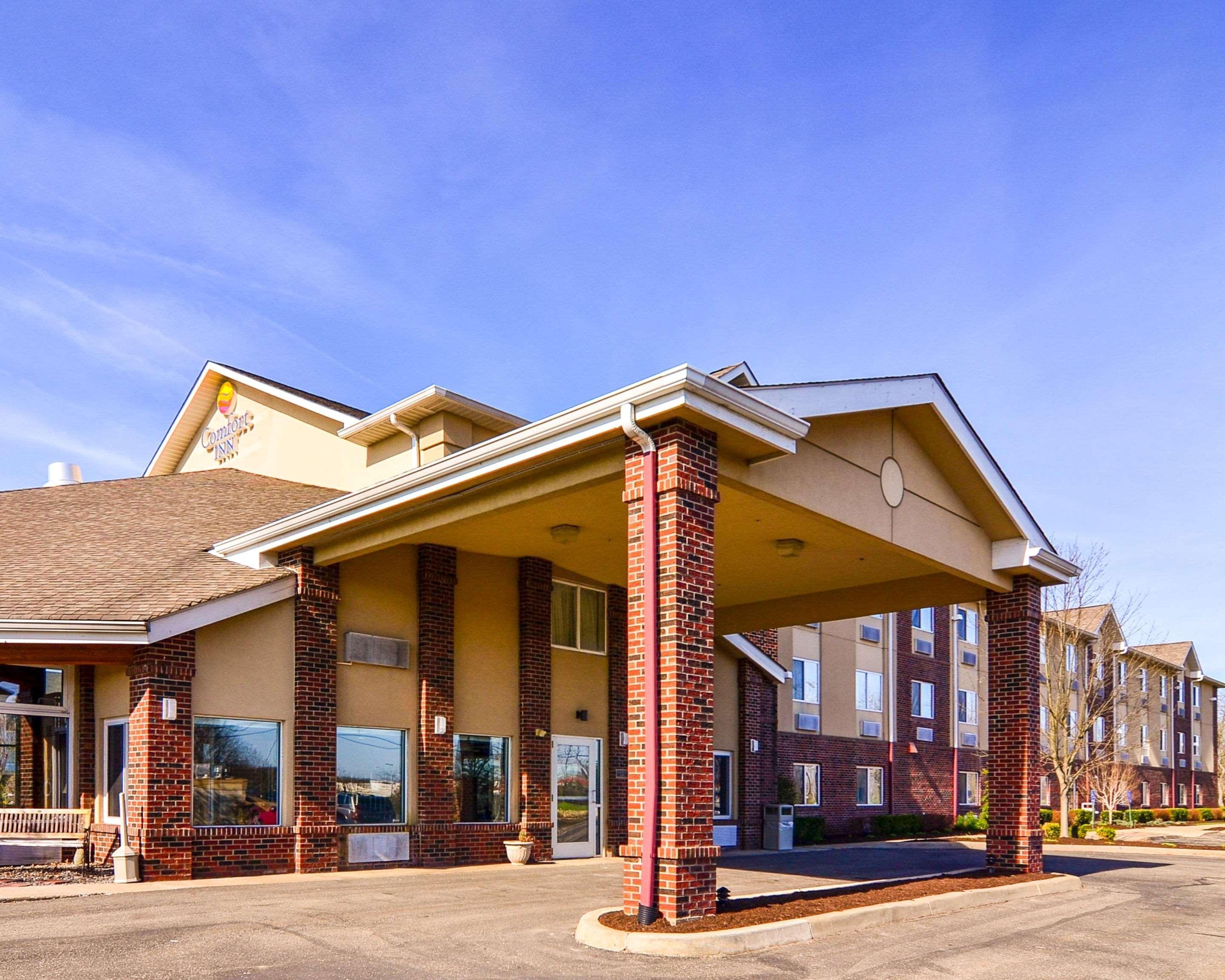 Comfort Inn Weirton Exterior photo